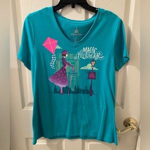 Disney Marry Poppins Return’s Short Sleeve shirt. Size Large